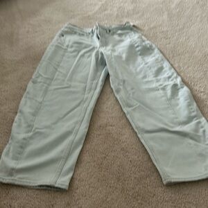 Great light wash barrel jeans